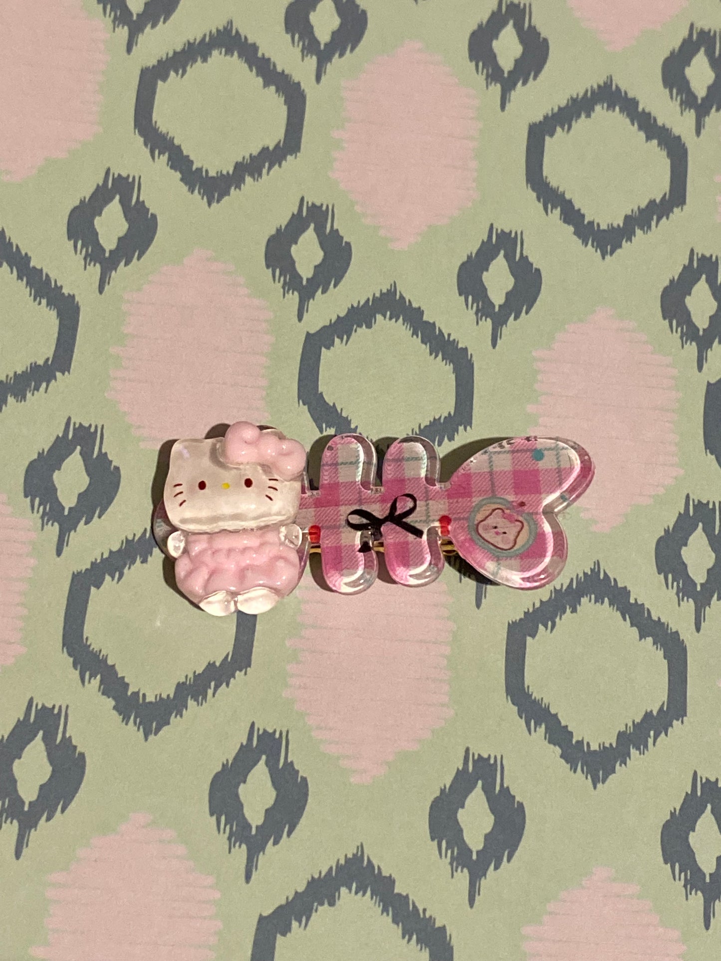 💗 Pink Gingham Hello Kitty Bow Clip