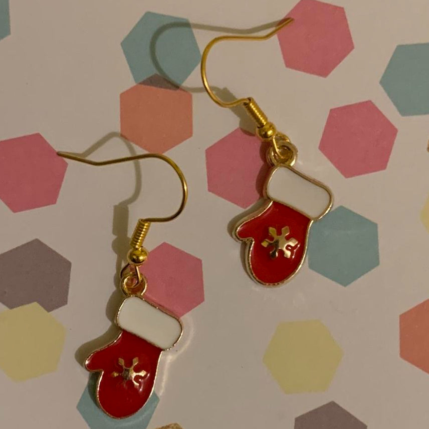 🧤 Cozy Snowflake Mitten Earrings ❄️✨