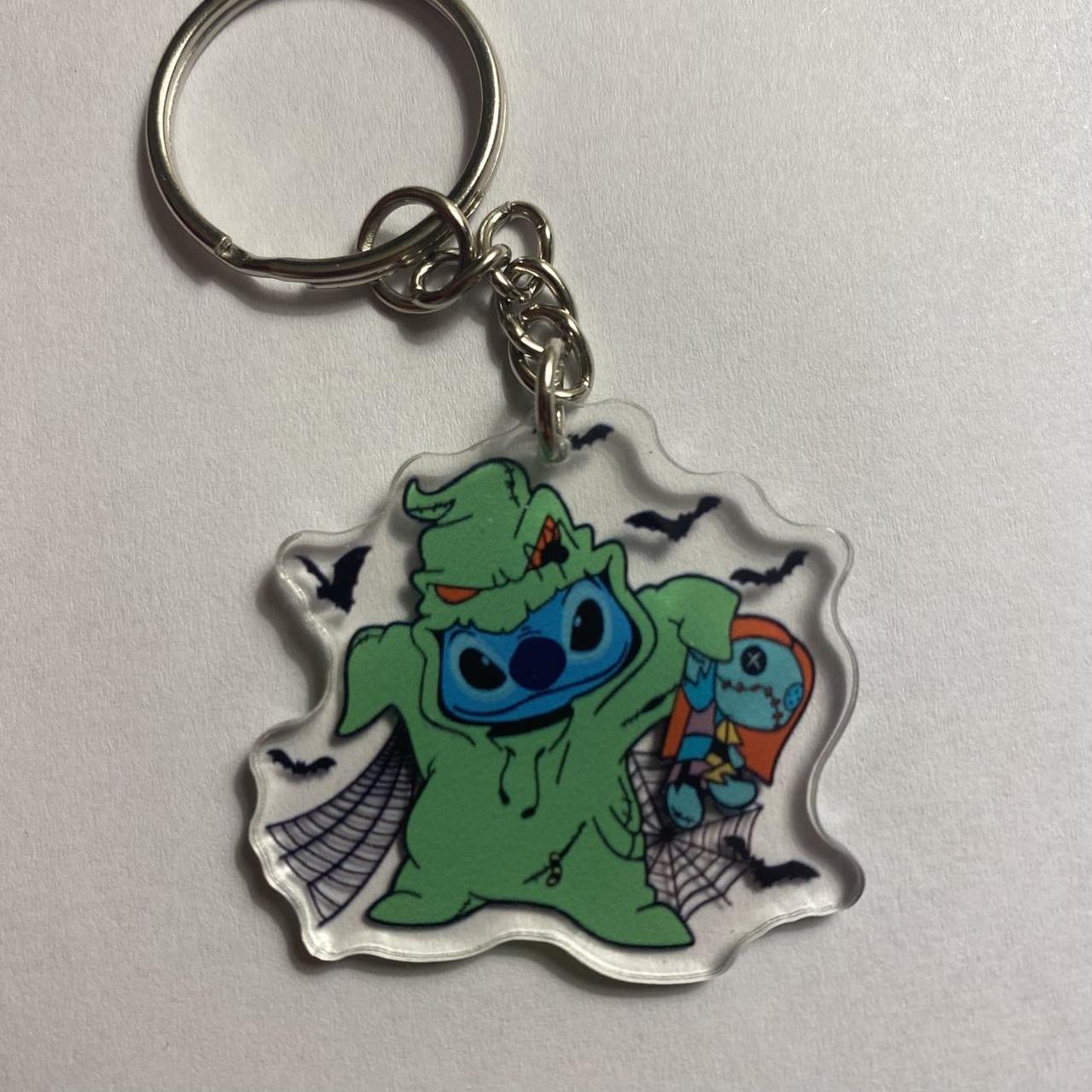 💚🎲 Oogie Boogie Stitch Keychain – “Roll the Dice of Mischief”