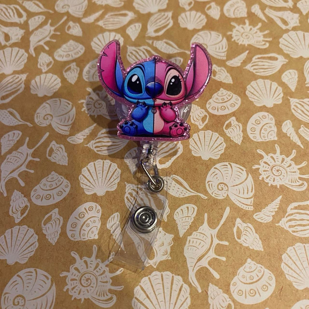 💙💗 Two-Tone Ohana Cutie Badge Reel ✨