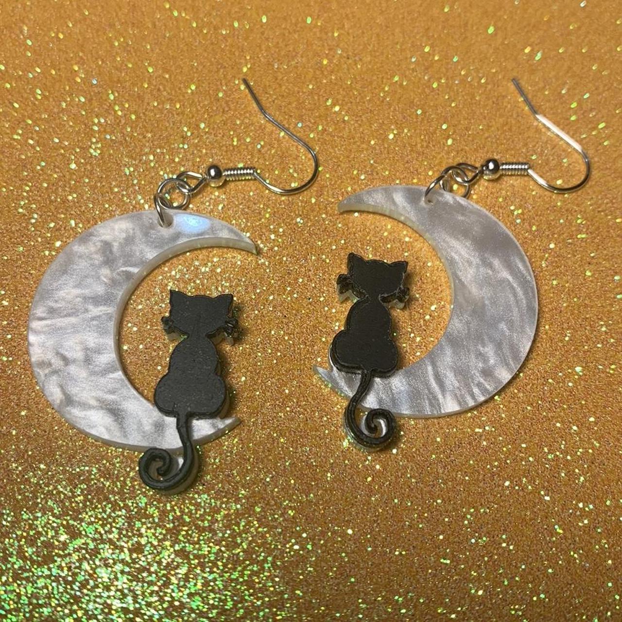 🌙🐈 Moon Kitty Earrings ✨