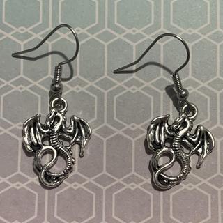 🐉✨ Mystic Dragon Earrings 🖤🔥