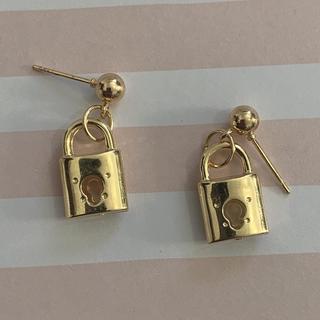 🔐✨ Locked in Love Earrings 💛🗝️