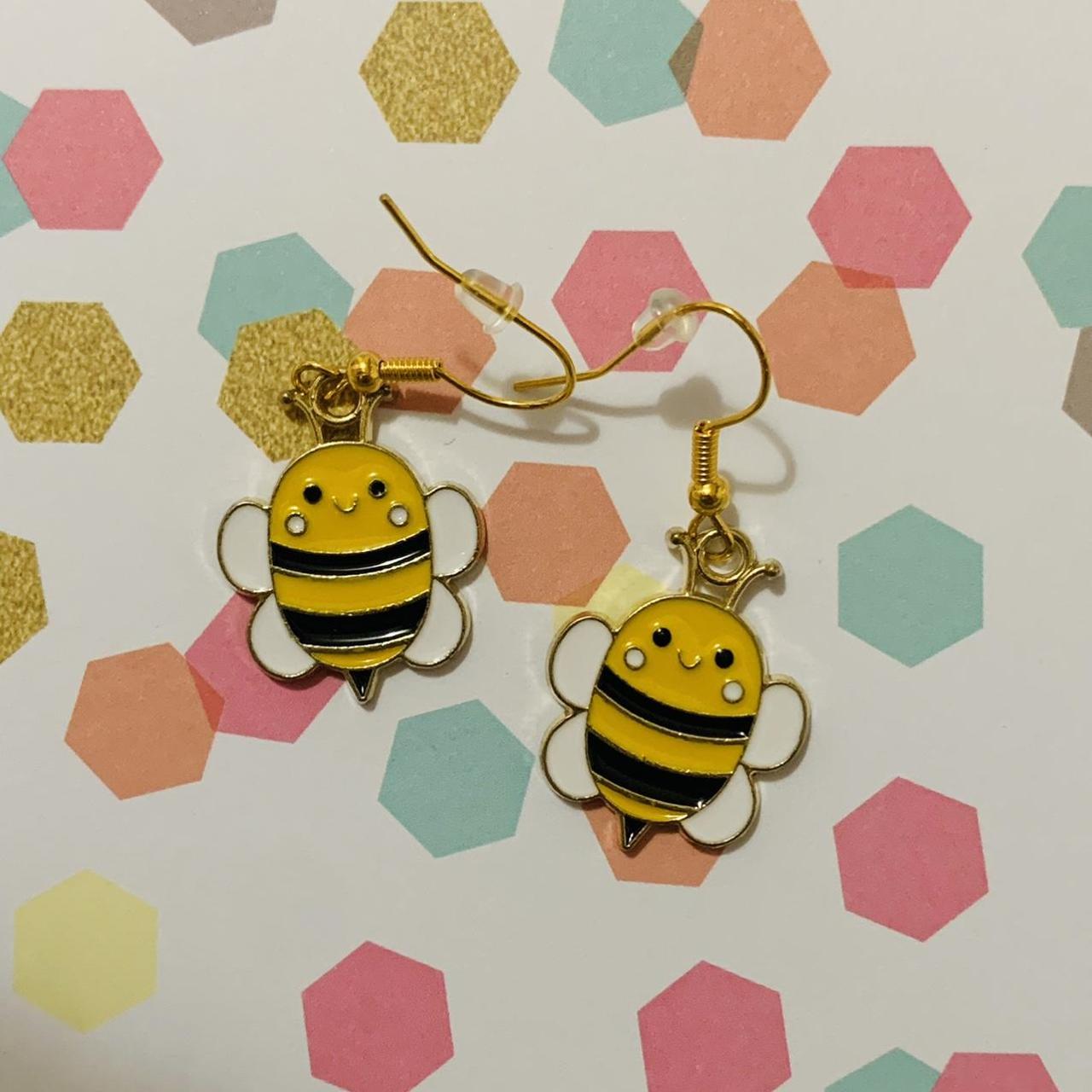 ππ Queen Bee Earrings