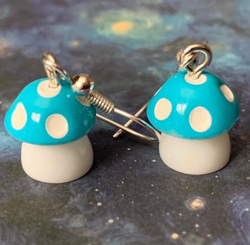 🍄 Whimsical Mushroom Earrings
