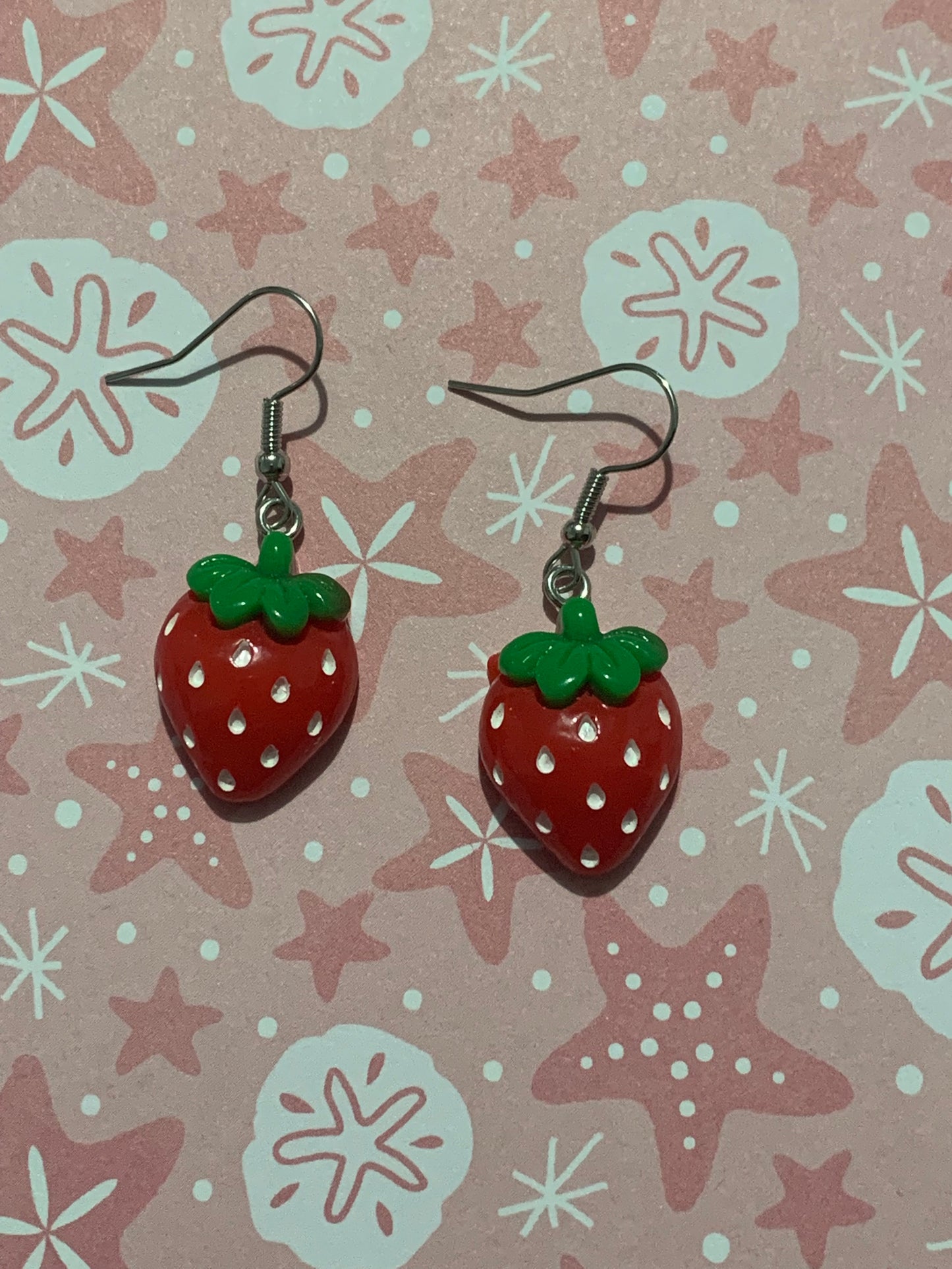 🍓 Classic Strawberry Earrings ✨