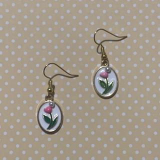 🌷✨ Blushing Tulip Earrings 💗🩵🌿