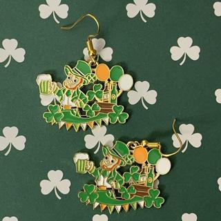 ☘️✨ Shamrock Celebration Earrings 💚🎉