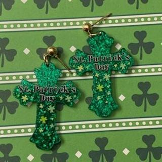 ☘️✨ Lucky St. Patrick’s Day Cross Earrings 💚✝️