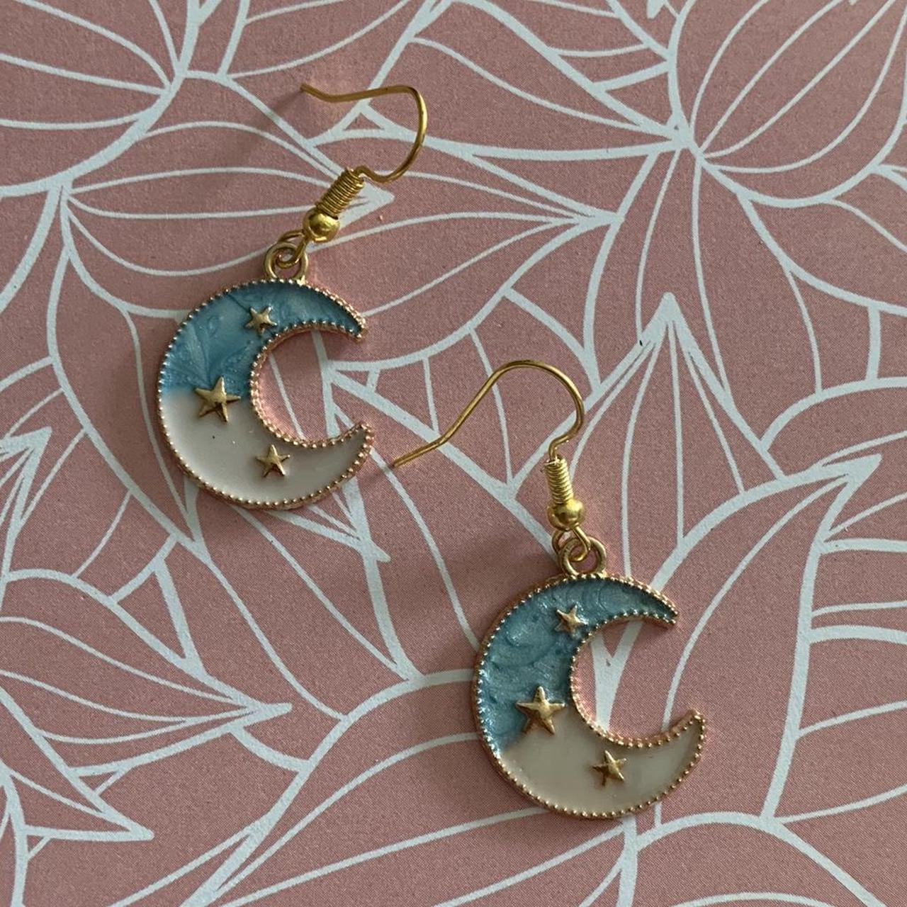 Celestial Glow Moon Earrings🌙✨