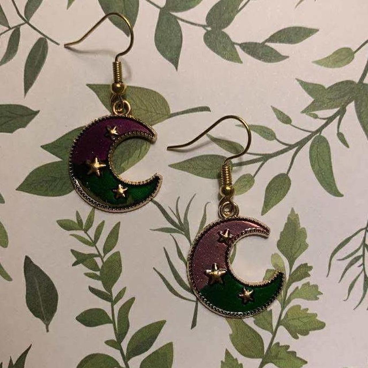 Celestial Glow Moon Earrings🌙✨